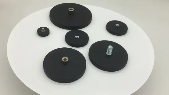 Magnete con base in acciaio NdFeB rivestito in gomma con filettatura